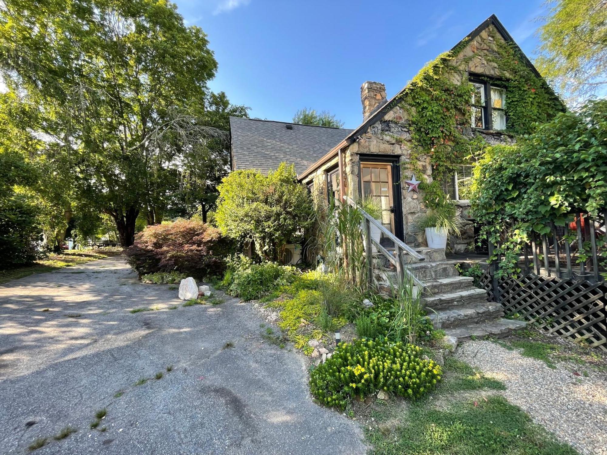 Asheville Urban Farmhouse Entire Home 4 Mi To Dt Exterior foto